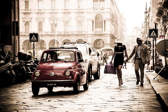 1 Hour Vintage Fiat 500 Slow Tour in Milan - Sforza Castle and the modern Needle, Thread and Knot