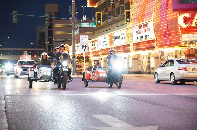 2-Hour Private Tour of Las Vegas by Night on a Sidecar - What the private format changes