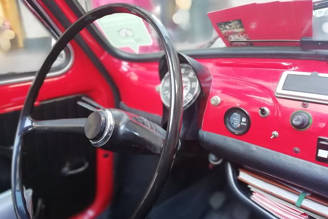 2 hour Vintage Fiat 500 Central City Tour in Milan - San Maurizio, Roman ruins, and quieter history