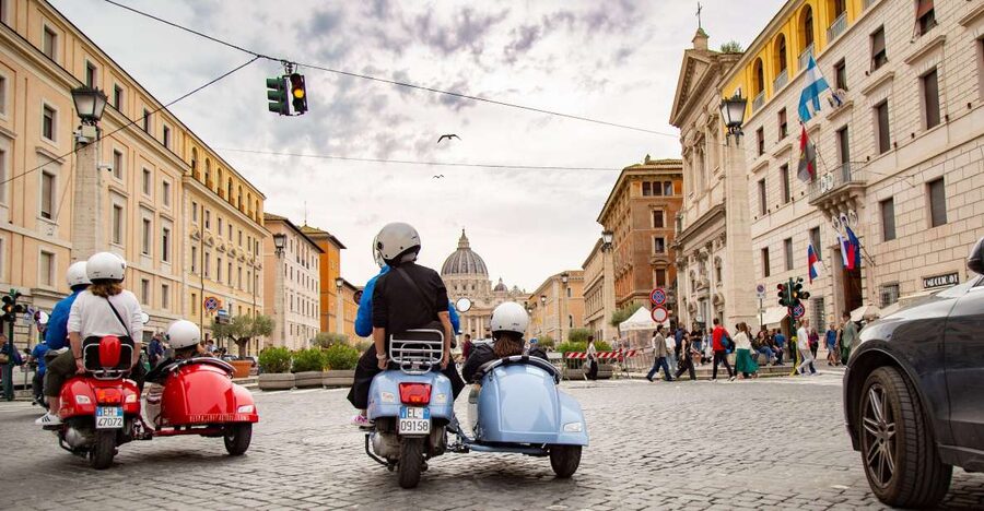 Afternoon Vespa Sidecar Tour with Gourmet Gelato Stop - Starting near Piazza della Repubblica at 2:30 p.m.