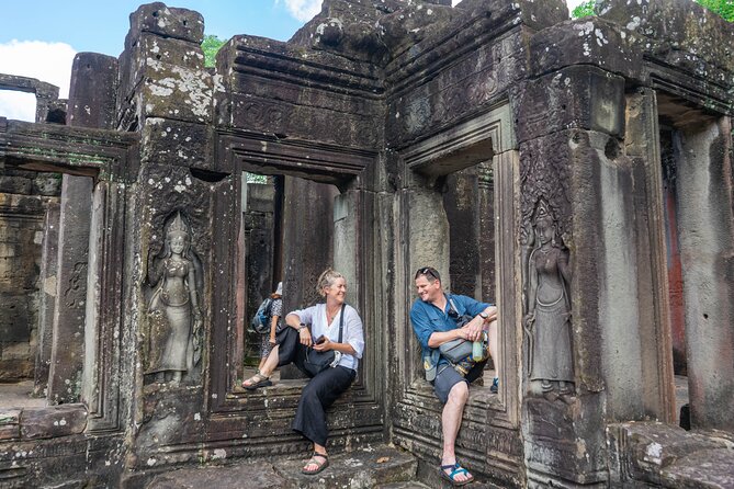 Angkor Adventure Vespa Tour / Tuk Tuk or Car - Why a Vespa changes the Angkor day