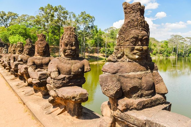 Angkor Sunrise Vespa Tour / Tuk Tuk or Car - Key details before you book