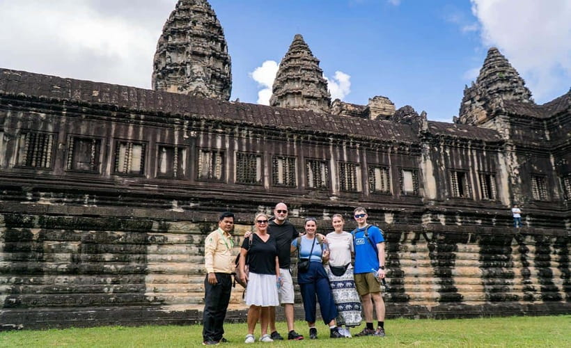 Angkor Wat: Guided Vespa Tour / Tuk Tuk or Car - Who should book this Angkor day