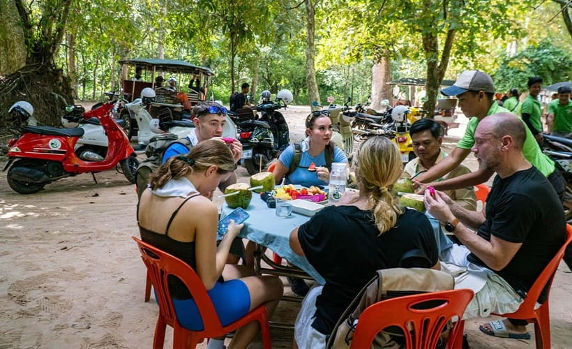 Angkor Wat: Guided Vespa Tour / Tuk Tuk or Car - Quiet trails and a closer look at local life