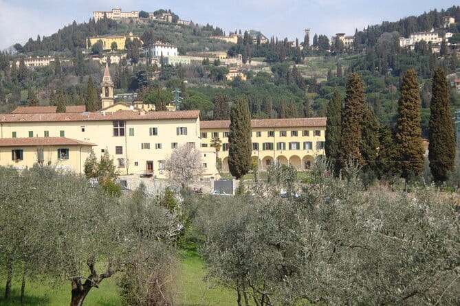 Around Florence Hills: App‑Guided e‑Vespa Tour + Wine&Food - Starting in Borgo Ognissanti