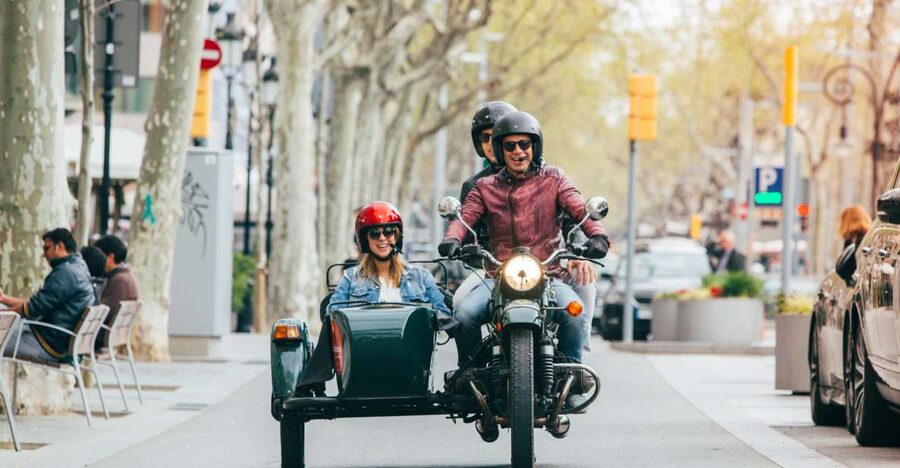 Barcelona: Half Day Tour on Sidecar Motorcycle - The extended route to Sant Pau, Park Güell, and Casa Vicens