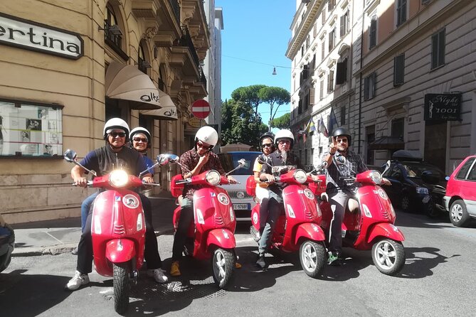 Beautiful Roma Tour on Vespa with Driver - St. Peter’s Basilica as an optional pause