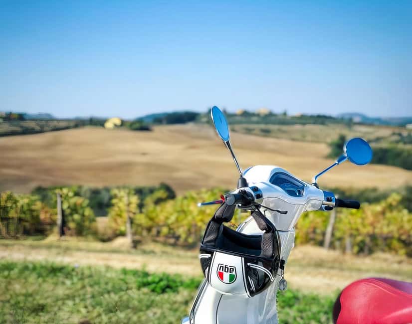 Chianti Tour by Vespa from Florence - Lunch, wine, and olive oil in Tuscany