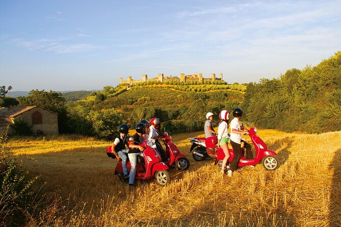 Chianti Vespa Adventure – Small Group from Florence - Monteriggioni, the medieval finish