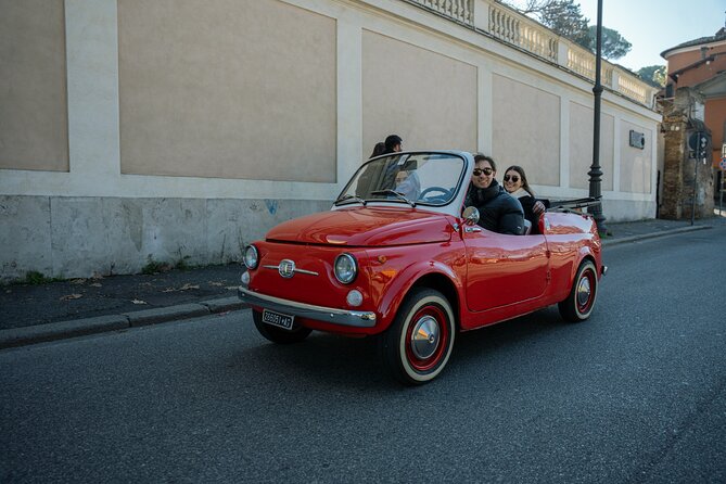 Classic Elegance: Vintage Fiat 500 Cabriolet Rome Tour - Caracalla’s Baths from a classic car