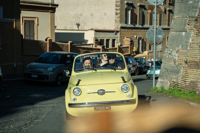 Classic Elegance: Vintage Fiat 500 Cabriolet Rome Tour - Finishing at the Colosseum