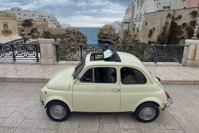 Day tour aboard a Fiat 500 Alberobello - A one-hour taste of Puglia