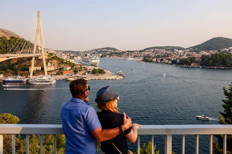 Dubrovnik: Piaggio Ape Callesino Private Tour - From Dubrovnik’s port toward the Ombla River
