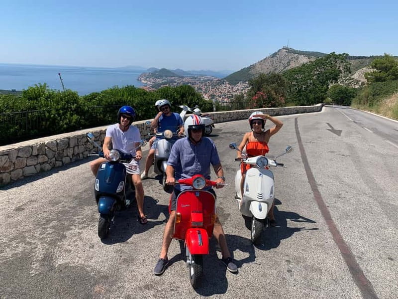 Dubrovnik: Vespa rental - The riding experience and its limits