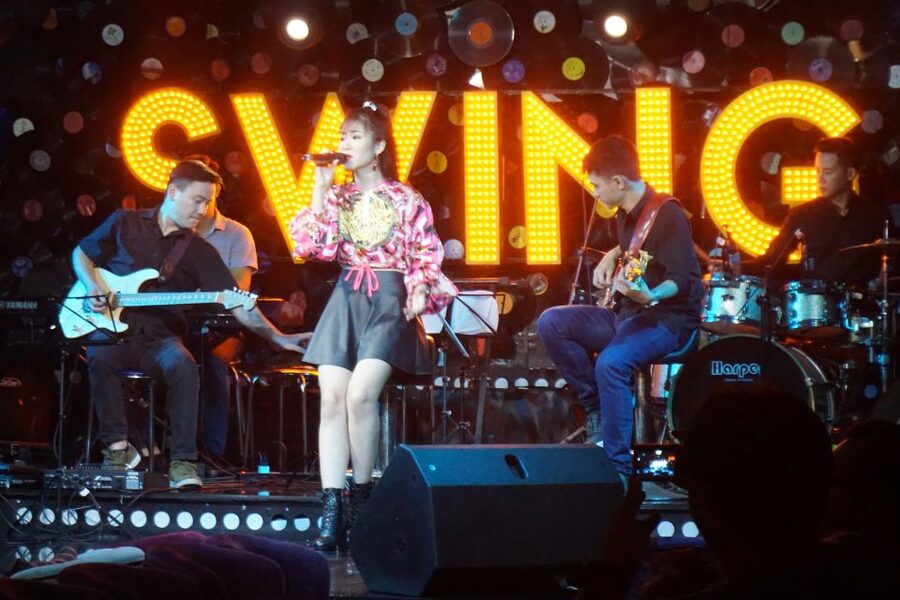 Enjoy Hanoi Like a Local - Vespa & Street Food Tour by Night - Acoustic music, jazz, and one final drink