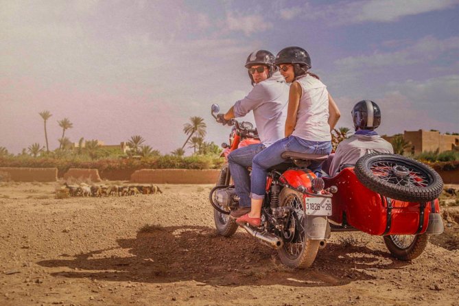 Essential Ride by sidecar (Marrakech off the beaten path) 1h30 - Starting near Av. Moulay El Hassan