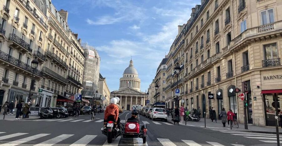 Explore Paris in Style: Custom Sidecar Tours - Arc de Triomphe and the Champs-Élysées