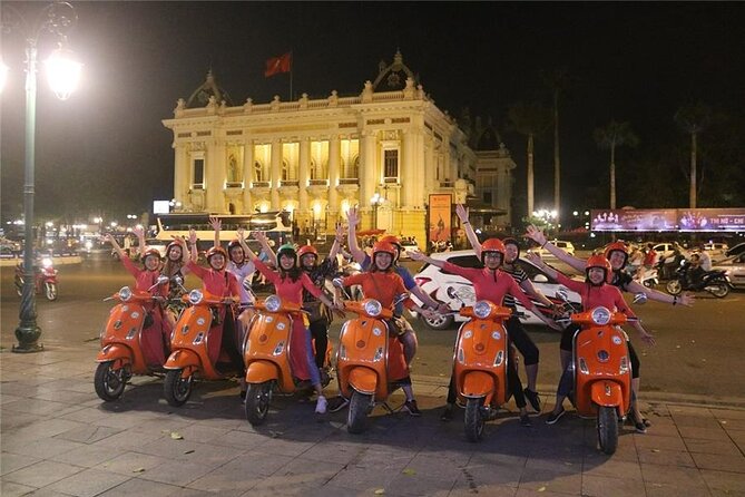 Female Riders Vespa Night Street Food + Train Street food 4 Hours - What the $59 price really covers