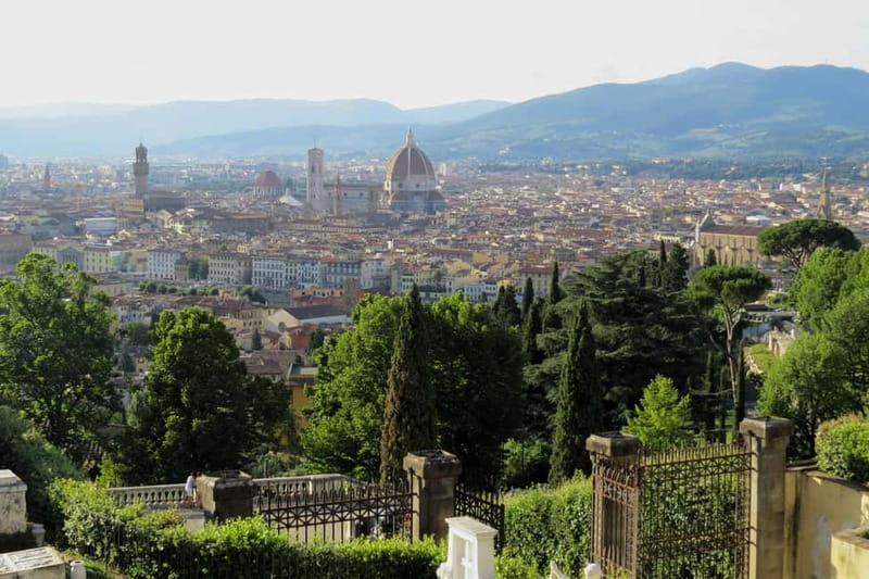 Florence: E-Vespa Rental with Smartphone Tour and Tasting - A four-hour ride above Florence
