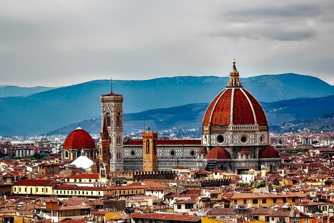 Florence Vespa Tour: Tuscan Hills and Italian Cuisine - Galileo’s hills and the country-estate lunch