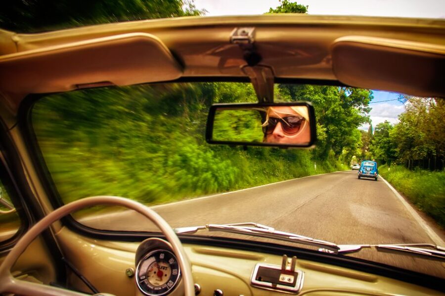 Florence Wine Tasting and Tuscan Lunch in a Vintage Fiat 500 - Who should book this experience?