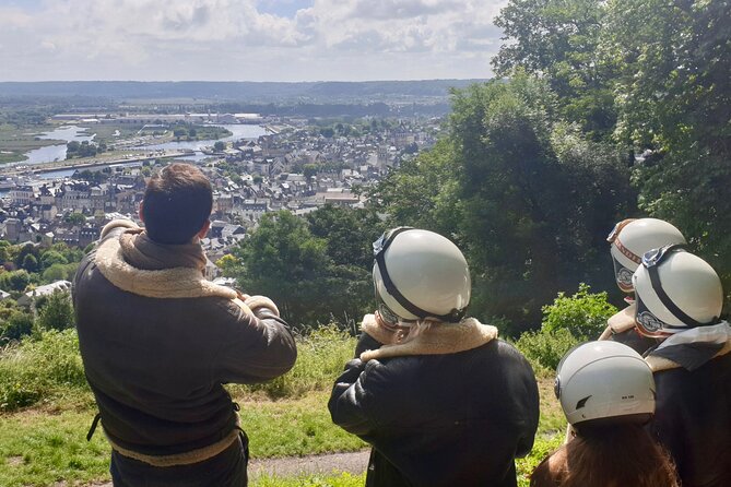 From Deauville : Private sidecar tour of Honfleur - Guides, group size, and the private advantage
