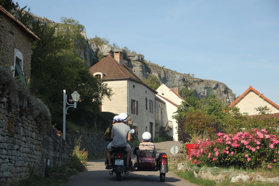 From Meursault: Private Sidecar Tour & Vineyard Wine Tasting - La Rochepot and the cliffs above Orches