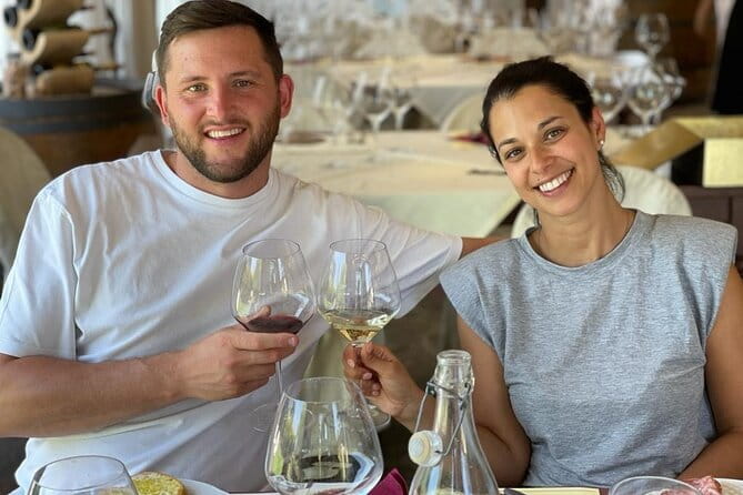 From San Gimignano: Tuscany Vespa Tour, Lunch & Wine Tasting - Starting near Poggibonsi Nord