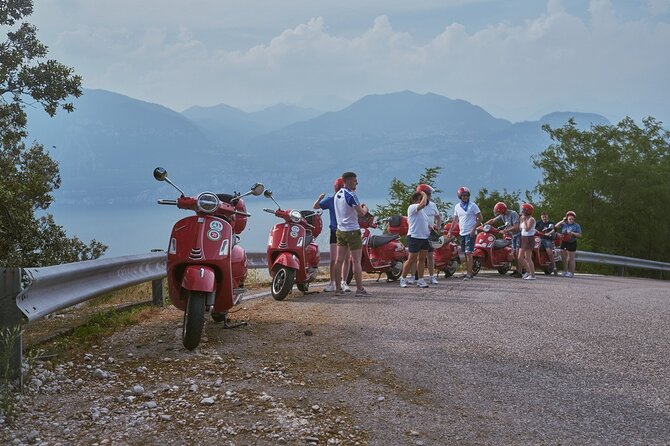 Full-Day Self-Guided Garda Vespa Tour departing at Salò - Timing, traffic, and the phone problem