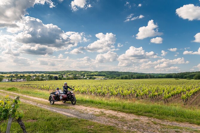 Half day tour on sidecar from Tours - A private route with Fred at the controls