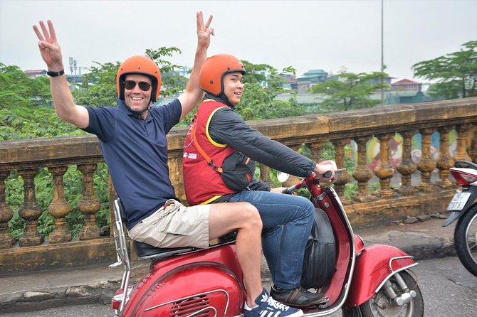 Hanoi By Vespa Tours: HISTORY + CULTURE + SIGHT + FUN 2,5 Hours - Why a Vespa is a smart way to see Hanoi quickly