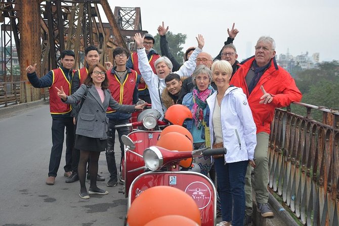 Hanoi By Vespa Tours: HISTORY + CULTURE + SIGHT + FUN 2,5 Hours - Huu Tiep Lake and the downed B-52