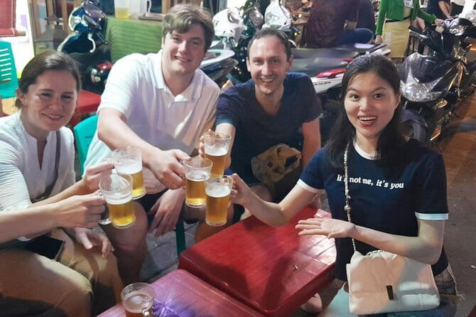 Hanoi Michelin Star Food Tour Via Jeep, Vespa or Motorbike - The fresh beer finish