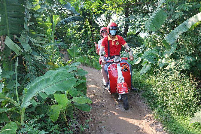 Hanoi Vespa Tour Explore Red River Delta & Rural Villages 5 Hours - The local market and family visit