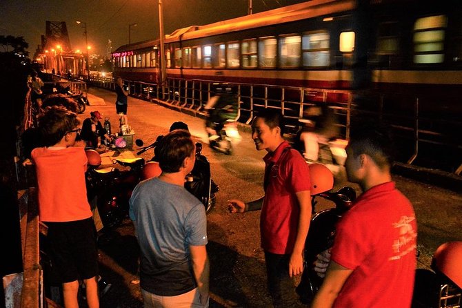 Hanoi Vespa Tours: Hanoi After Dark Vespa Food Tours - Steamed banh cuon near the Opera House