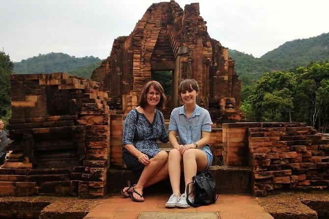 Hoi An Cooking Class & Vespa Cooking Adventure Tour - Three dishes and a three-hour kitchen session