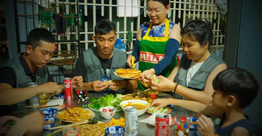 Hoi An: Evening Food Culture Tour by Vespa - Why a Vespa makes sense for Hoi An food