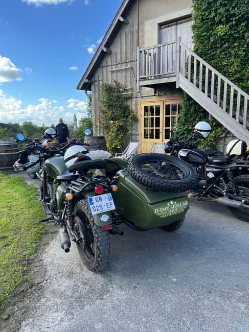 Honfleur: Private Guided City Tour by Vintage Sidecars - Mont-Joli for the best view