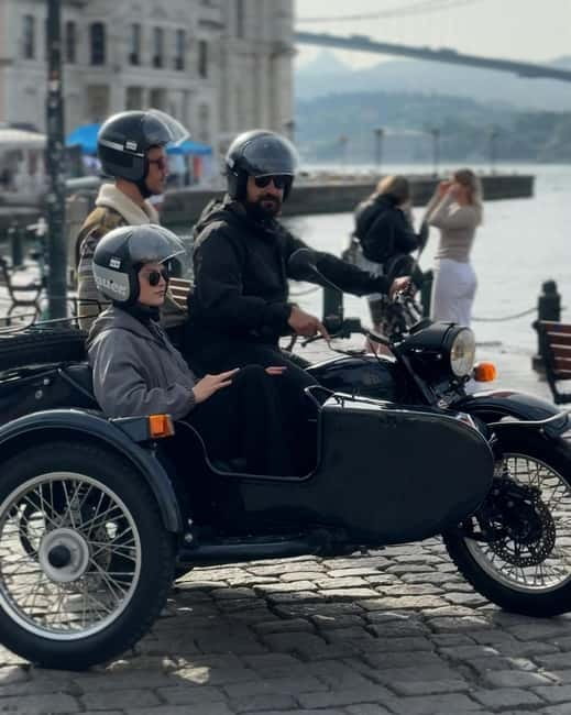 Istanbul:Sidecar Tour, Highlights,Hidden Gems & 2 Continents - Ending with pistachio coffee near the big sights
