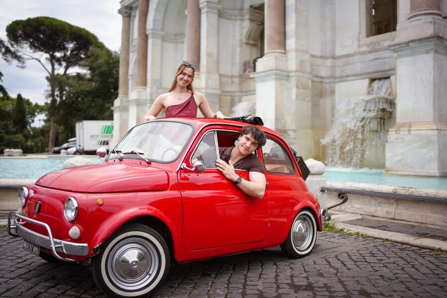La Dolce Vita: Cruising Rome in a Classic Fiat 500 - Starting at the Colosseum