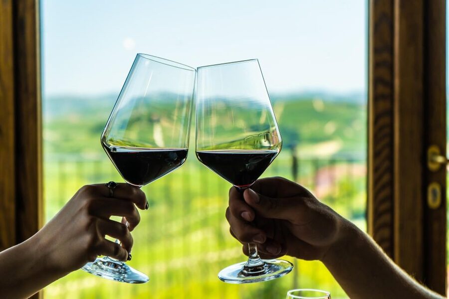 LANGHE : Vespa Tour to the Wine Region of Barolo - Setting out from SP7, 3a