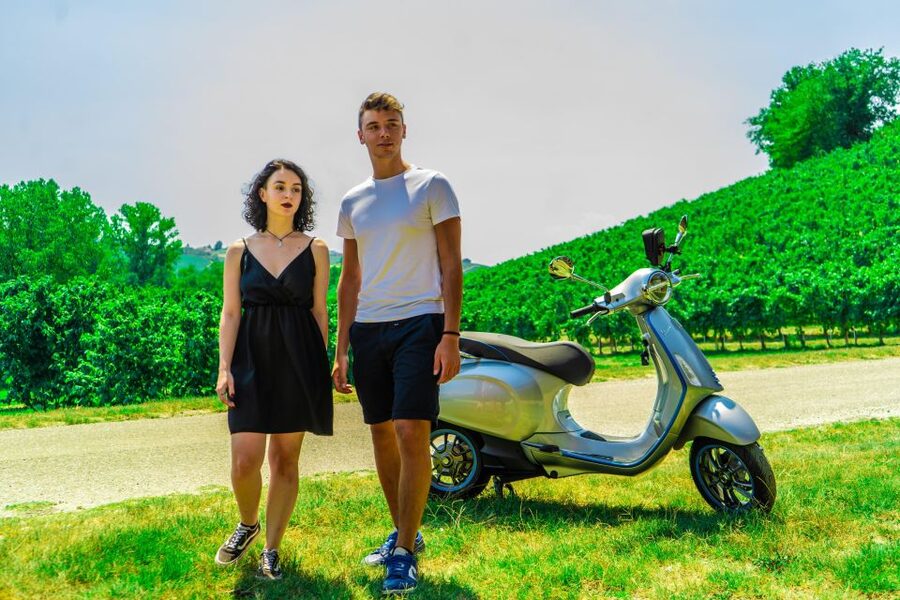 LANGHE: Vespa tour with a delicious Barolo wine tasting - La Morra and its wide hilltop view