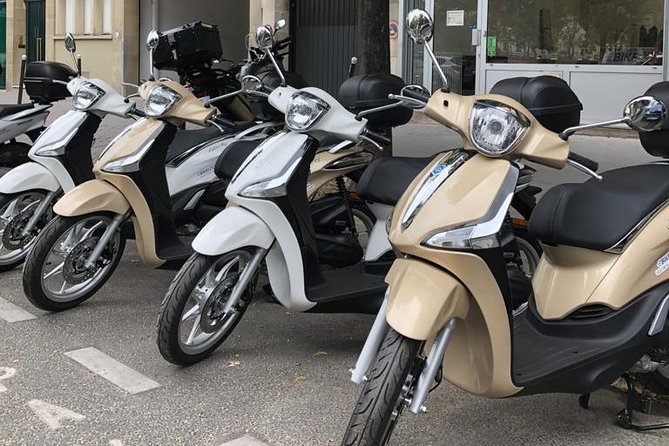 Liberty scooter rental Piaggio 50cc (4T) Paris - Planning your own Paris route