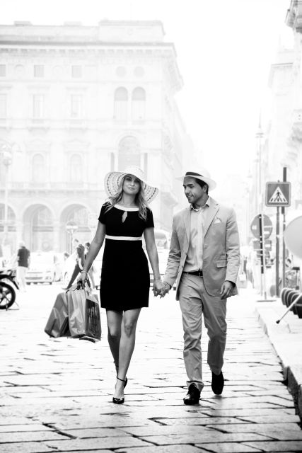 Milan: Canals Tour by Vintage Fiat 500 (2hs, 2 stops) - Sforza Castle and Milan’s central landmarks