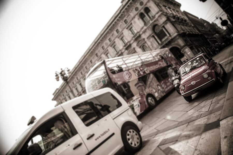 Milan: Grand Tour by Vintage Red Fiat 500 (4 Hs, 4 stops) - Starting near Belgiojoso Royal Villa and Via Palestro