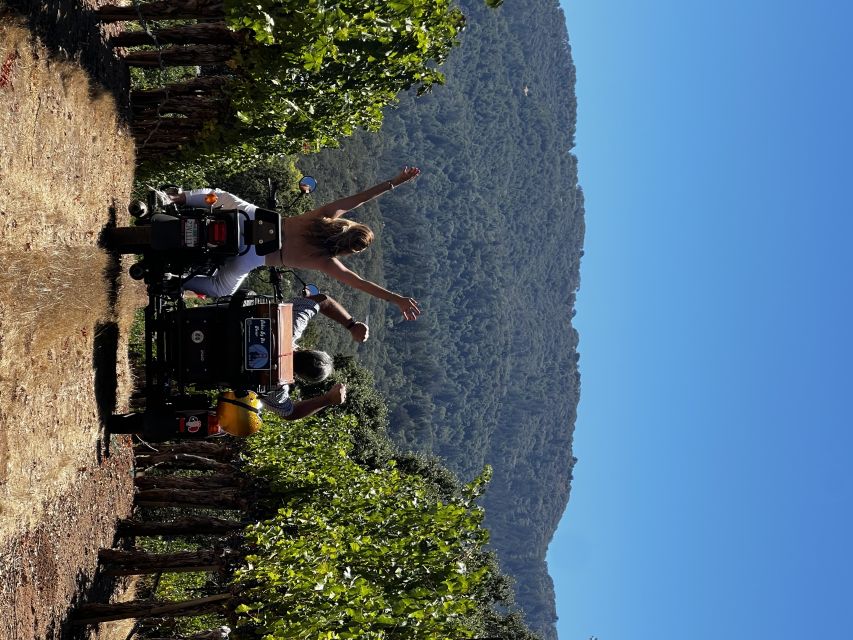 Napa Valley: Napa Valley Guided Sidecar Tour with 3 Wineries - The picnic after the second stop