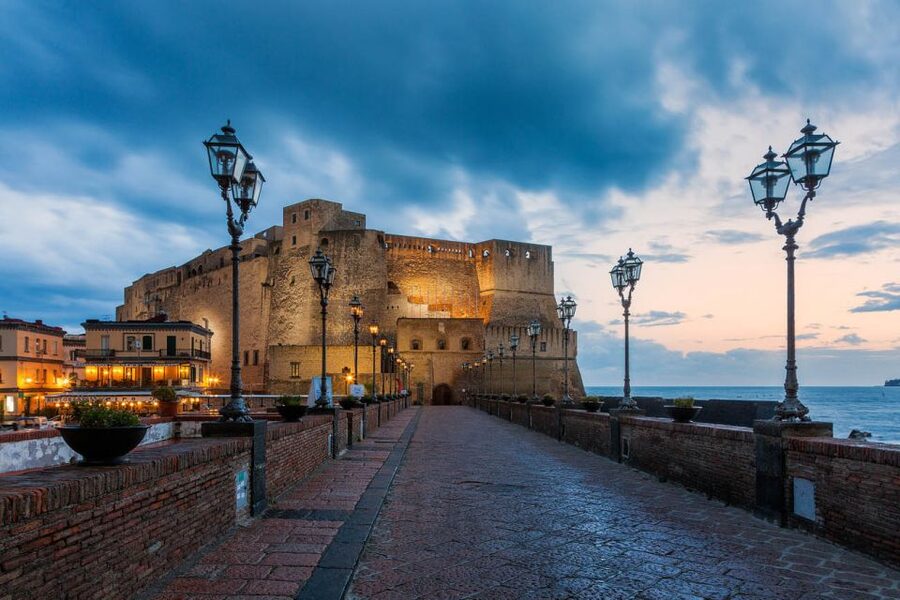 Naples: Private Tour by Classic Fiat 500 or Fiat 600 - Spaccanapoli and the old center