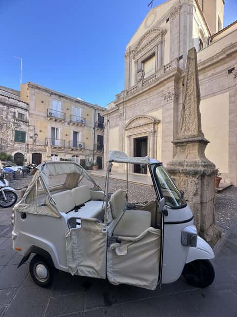 ORTIGIA tour by tuk tuk - ape calessino 1 hour - Apollo Temple and Piazza Archimede