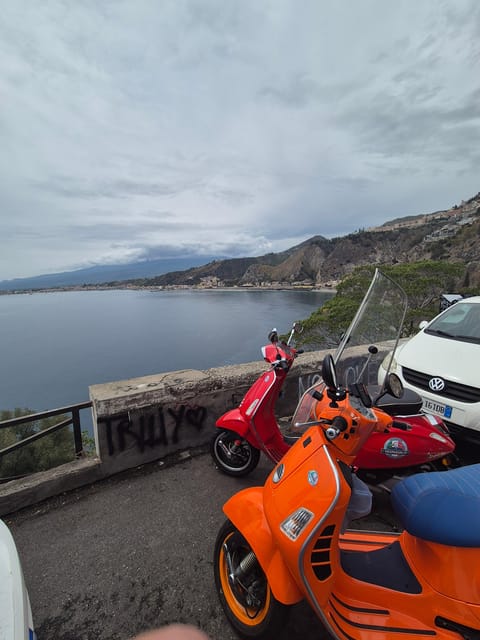 Panoramic Vespa tour of Taormina, Castelmola and White Lotus series locations - The first views on the road to Taormina
