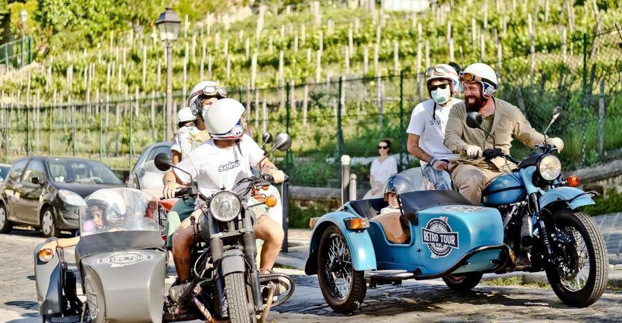 Paris: City Highlights Tour by Vintage Sidecar - Île de la Cité and Notre Dame